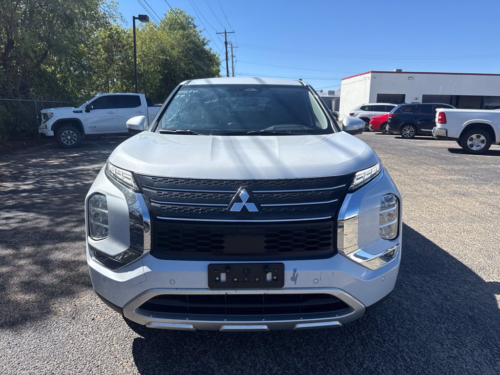 Used 2024 Mitsubishi Outlander SE FWD image 6