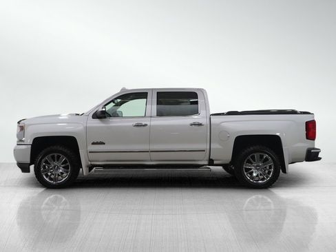 Used 2018 Chevrolet Silverado 1500 High Country image 2