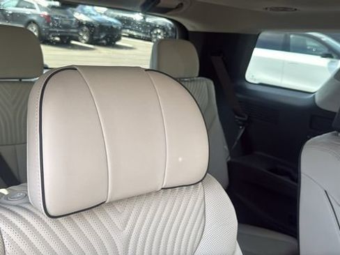 Used 2024 Hyundai Palisade Calligraphy AWD/4WD image 13