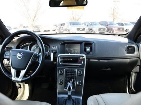 Used 2015 Volvo S60 T5 Premier image 15