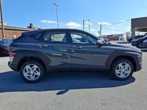 New 2026 Hyundai Kona SE image 4