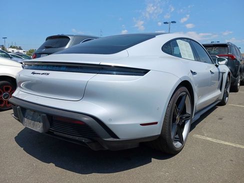 Used 2022 Porsche Taycan GTS AWD/4WD image 4