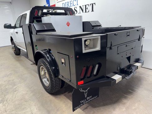 Used 2022 RAM 3500 Big Horn w/ Level A Equipment Group image 8