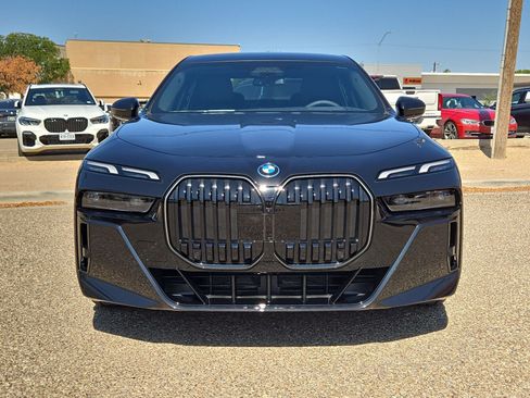 New 2026 BMW i7 xDrive60 AWD/4WD image 10