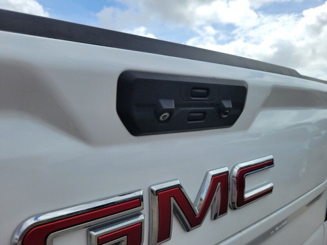 Used 2023 GMC Sierra 1500 AT4X AWD/4WD image 7