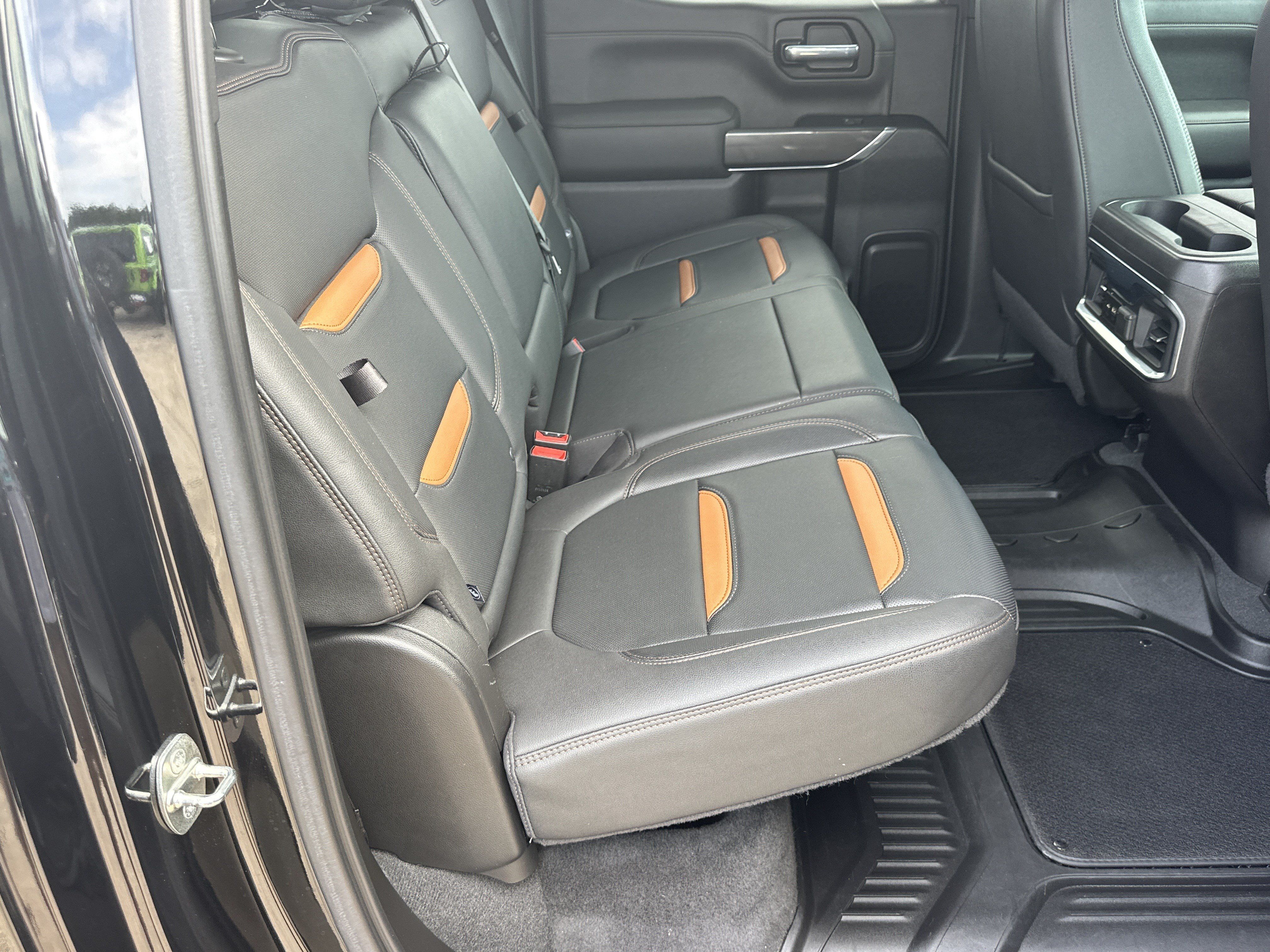 Certified 2022 GMC Sierra 1500 AT4 w/ AT4 Premium Package AWD/4WD image 16