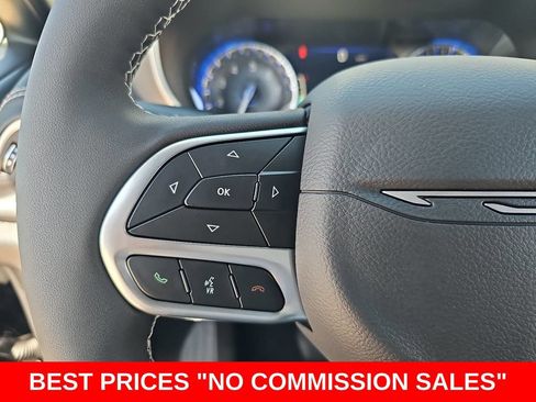 New 2027 Chrysler Pacifica Select FWD image 18