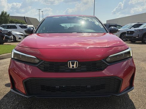 Used 2025 Honda Civic Sport image 2