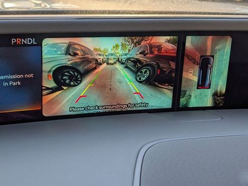 New 2025 Lincoln Nautilus Premier image 20