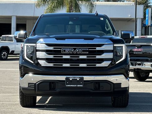New 2026 GMC Sierra 1500 SLE w/ Preferred Package image 8