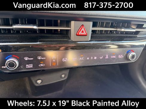 Certified 2024 Kia EV6 Wind w/ Wind Technology Package image 23