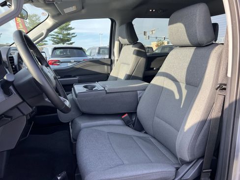 Used 2025 Ford F150 XLT w/ Equipment Group 301A Standard image 21