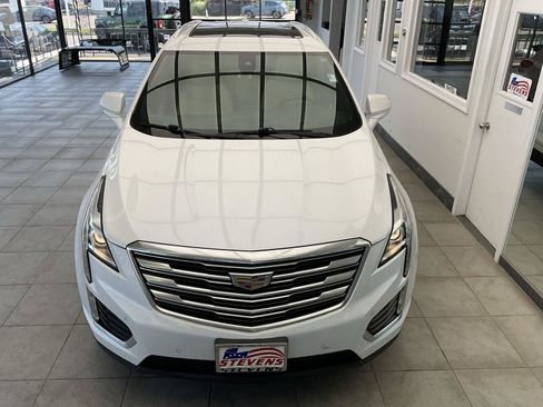 Used 2017 Cadillac XT5 Luxury w/ Driver Awareness Package AWD/4WD image 28