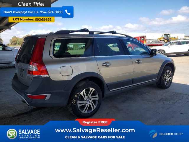 Used 2015 Volvo XC70 T5 Premier Plus w/ Protection Package FWD image 4