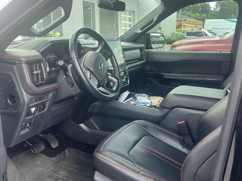 Used 2022 Ford Expedition Max Limited AWD/4WD image 12