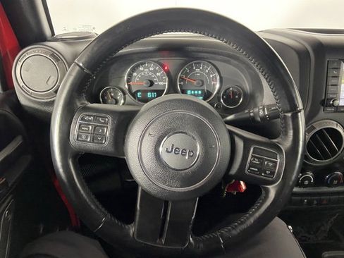 Used 2015 Jeep Wrangler Unlimited Sport image 22