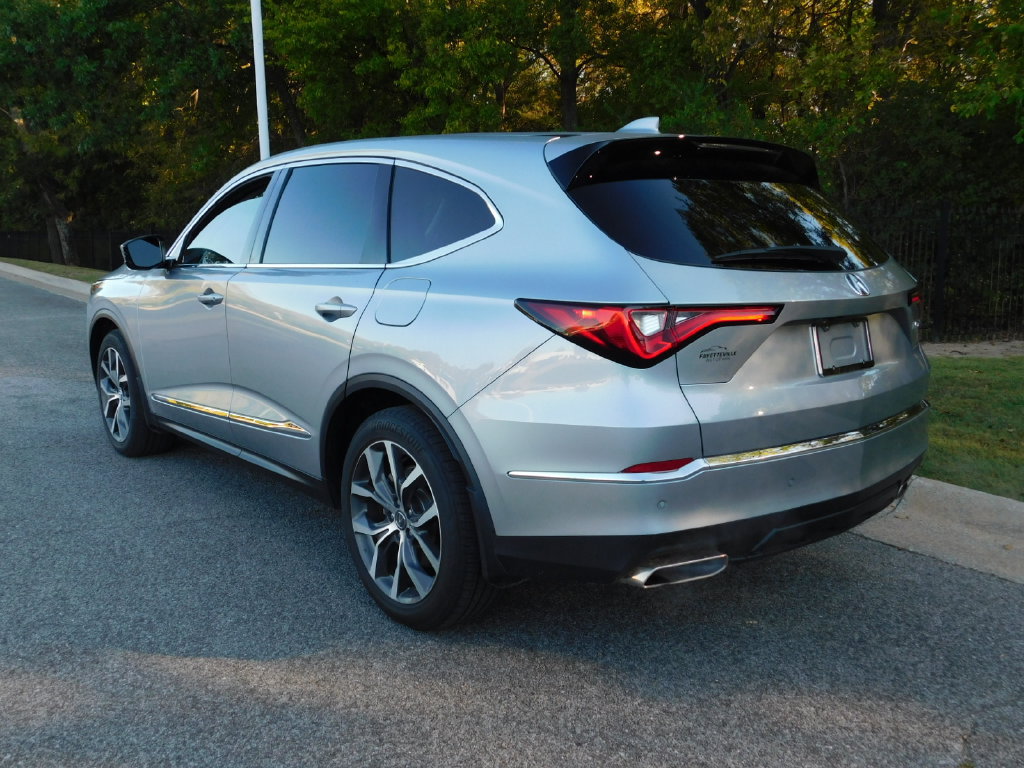 Certified 2024 Acura MDX w/ Technology Package FWD image 10