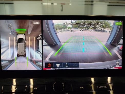 Used 2024 Nissan Rogue Platinum w/ Platinum Premium Package image 17