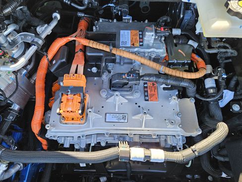 New 2026 Cadillac Optiq Luxury 1 image 21