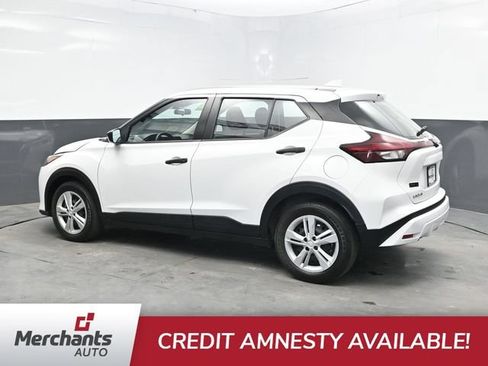 Used 2024 Nissan Kicks S FWD image 4