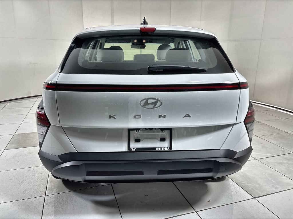 Used 2026 Hyundai Kona SE FWD image 7
