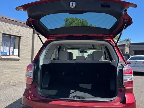 Used 2016 Subaru Forester 2.5i Premium w/ All-Weather Package AWD/4WD image 22