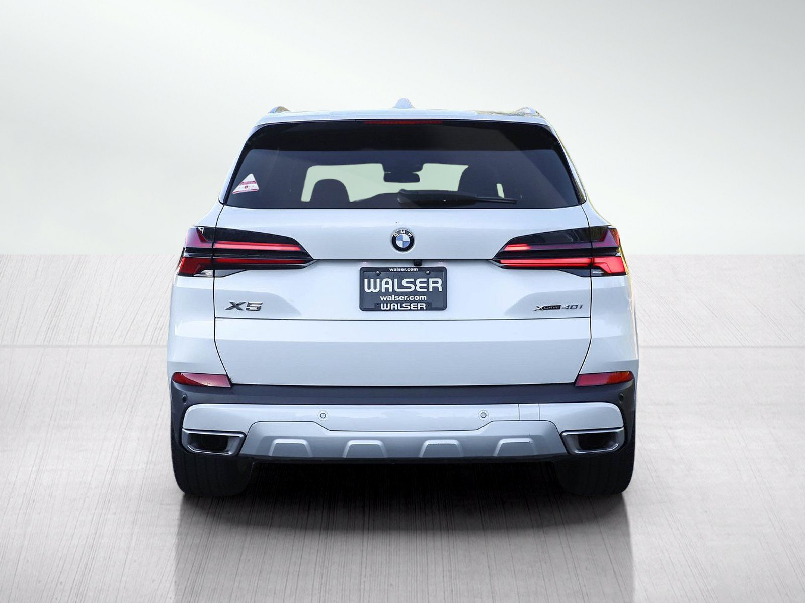 Used 2024 BMW X5 xDrive40i AWD/4WD image 4