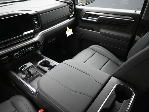 New 2026 Chevrolet Silverado 1500 LTZ w/ LTZ Convenience Package II image 13