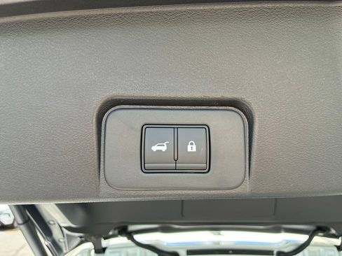 New 2026 Nissan Rogue SV w/ Cold Weather Package AWD/4WD image 5