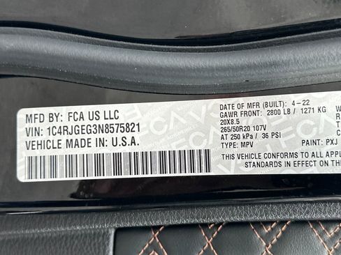 Used 2022 Jeep Grand Cherokee Summit w/ Adv Protech Group IV image 29