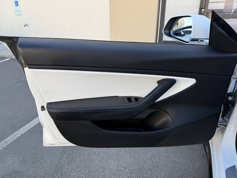 Used 2018 Tesla Model 3 Performance AWD/4WD image 21