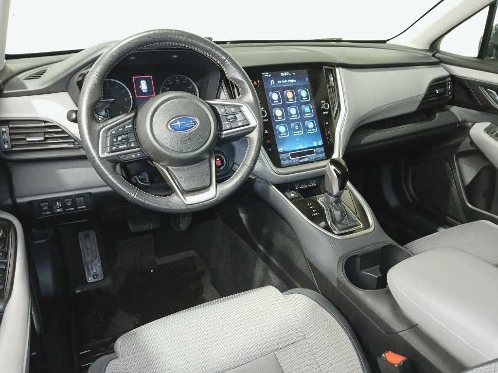 Used 2025 Subaru Outback Premium AWD/4WD image 9