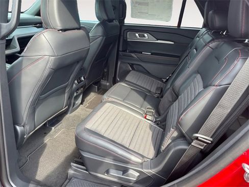 New 2025 Ford Explorer ST-Line w/ ST-Line Street Pack image 13