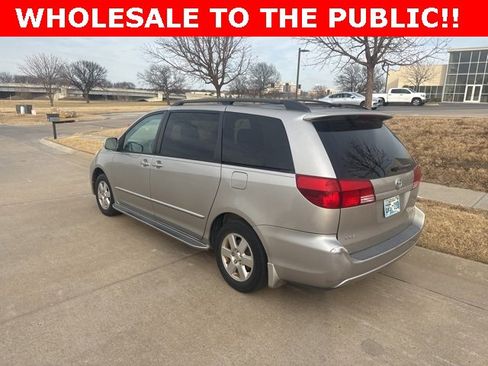 Used 2004 Toyota Sienna XLE image 5