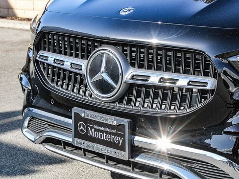 Used 2025 Mercedes-Benz GLA 250 4MATIC image 6