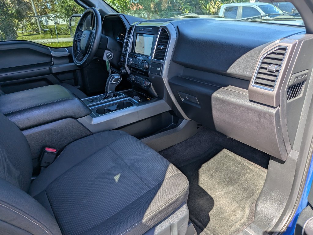 Used 2016 Ford F150 XLT w/ Equipment Group 302A Luxury AWD/4WD image 14