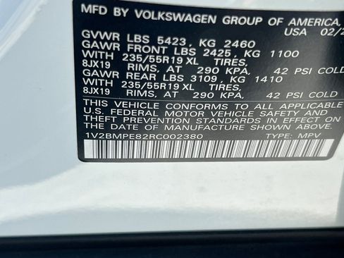 Used 2024 Volkswagen ID.4 2WD image 30