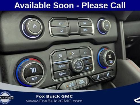 Used 2023 Chevrolet Suburban RST w/ Sport Performance Package AWD/4WD image 19