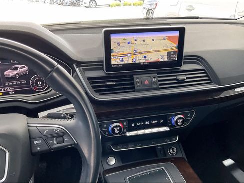 Used 2018 Audi Q5 2.0T Premium Plus w/ Premium Plus Package image 6
