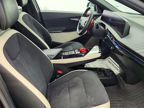 Used 2022 Kia EV6 GT-Line w/ GT-Line Suede Seat Package image 21