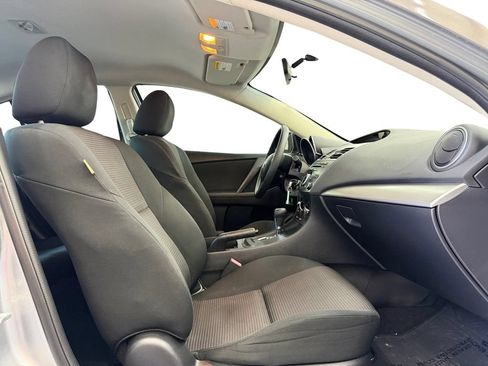 Used 2013 MAZDA MAZDA3 i Sport FWD image 17