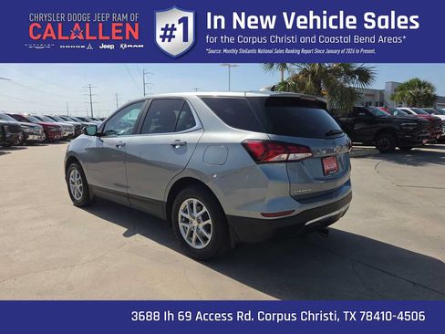 Used 2023 Chevrolet Equinox LT w/ LPO, Floor Liner Package AWD/4WD image 12