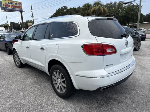 Used 2017 Buick Enclave Convenience FWD image 4