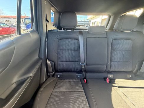 Used 2025 Chevrolet Equinox LT image 37