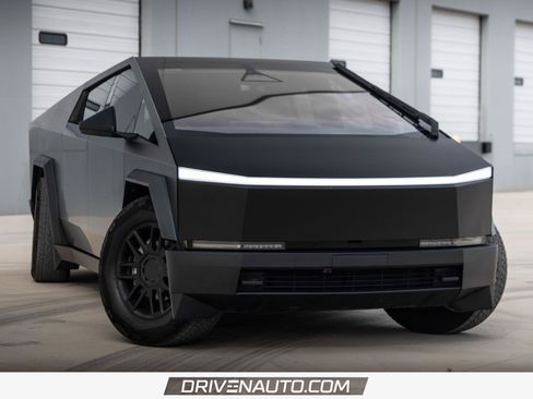 Used 2025 Tesla Cybertruck AWD Crew Cab image 1