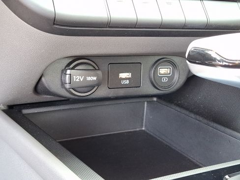 Certified 2023 Hyundai Elantra SEL FWD image 17