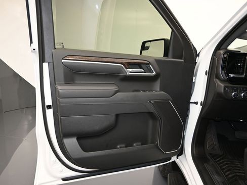 Certified 2025 GMC Sierra 1500 Elevation image 11