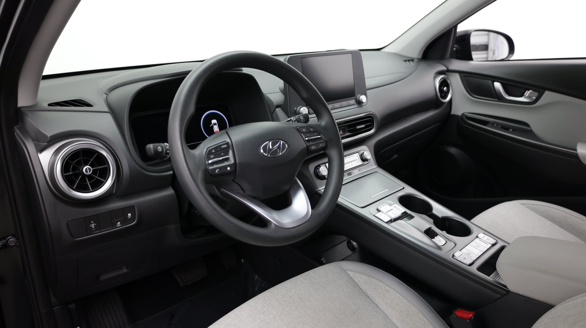 Used 2023 Hyundai Kona SE FWD image 13