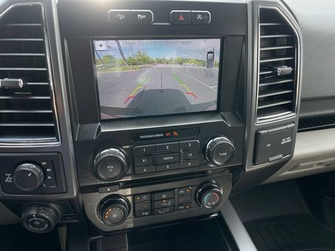 Used 2017 Ford F150 XLT w/ Equipment Group 302A Luxury AWD/4WD image 17
