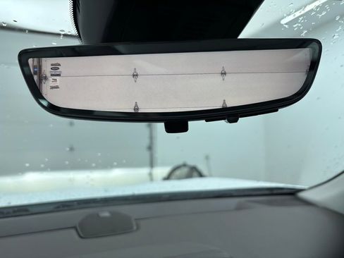 New 2026 GMC Terrain Denali w/ LPO, Black Badging Package image 5